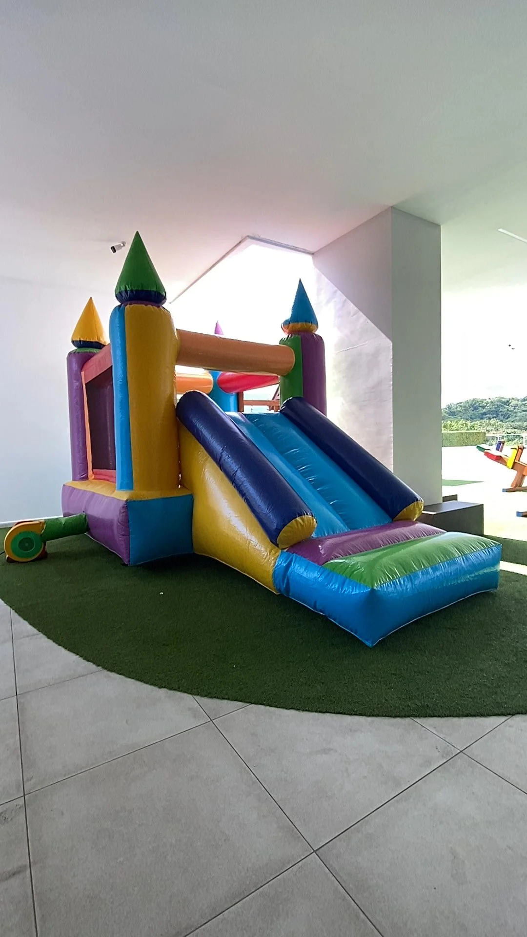 Castillo Inflable 6x3 en Panamá – Alquiler con Operador - Imagen 3